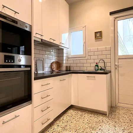 Apartment Entire-lovely For Couples In Athens